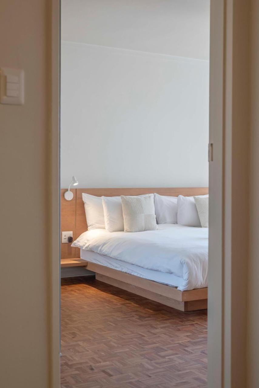 Apartment Modern 2 Bedroom Apartment, Pleasant Ways, Seapoint Cape Town